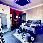 Lägenhet Luxury Design Rom